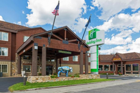 Гостиница Holiday Inn West Yellowstone, an IHG Hotel  Вест Велоустоун